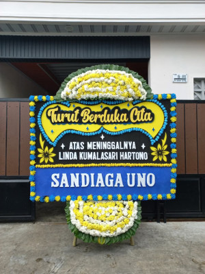 Papan Bunga Duka di Panunggulan